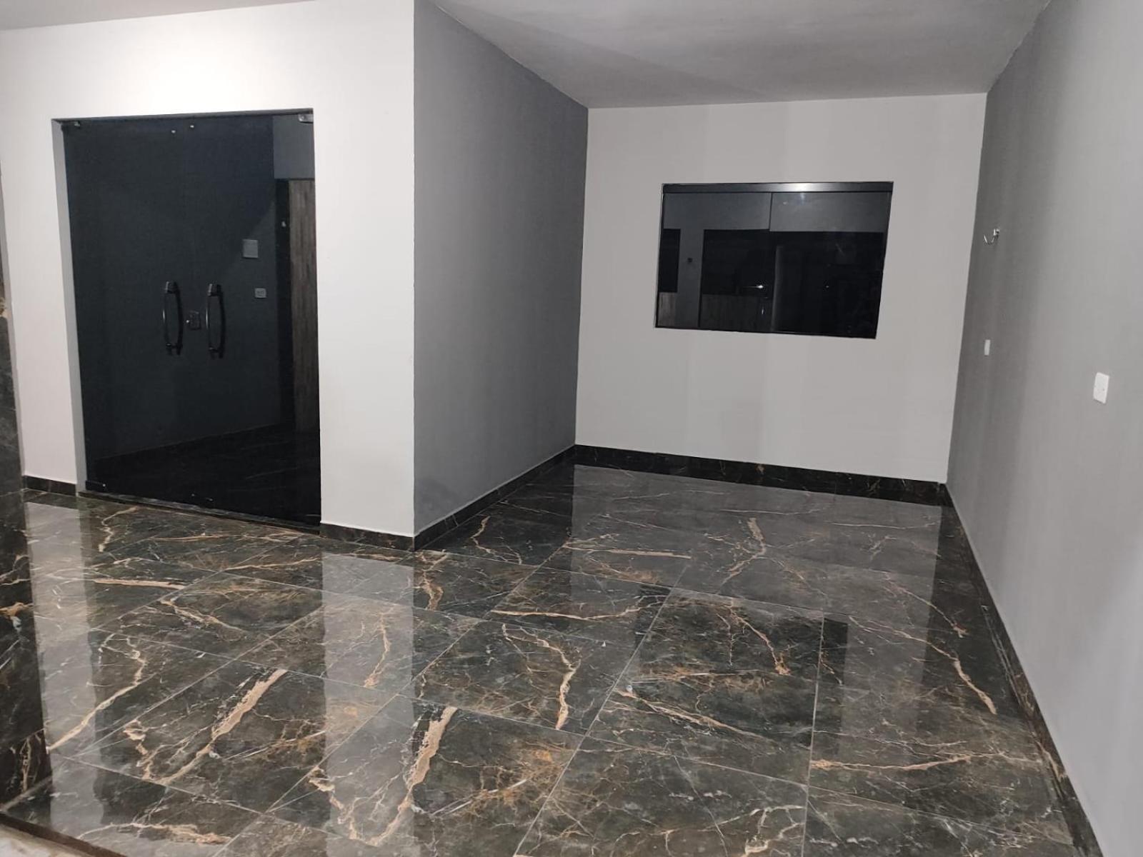 Casa - Peroba *